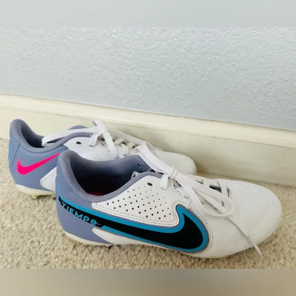 Nike Tempo 9 Pro Soccer Shoes - Picture 6 of 6